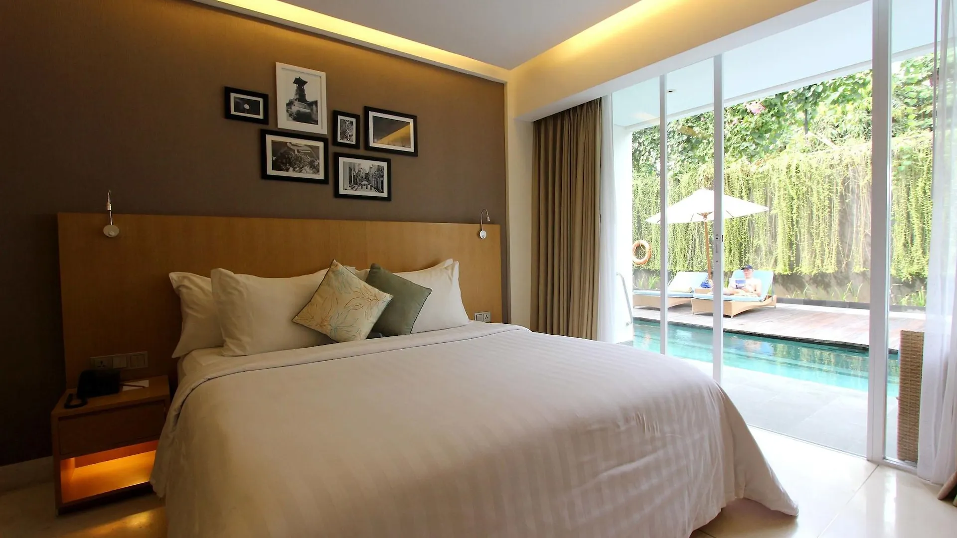 Hotel Ossotel Legian