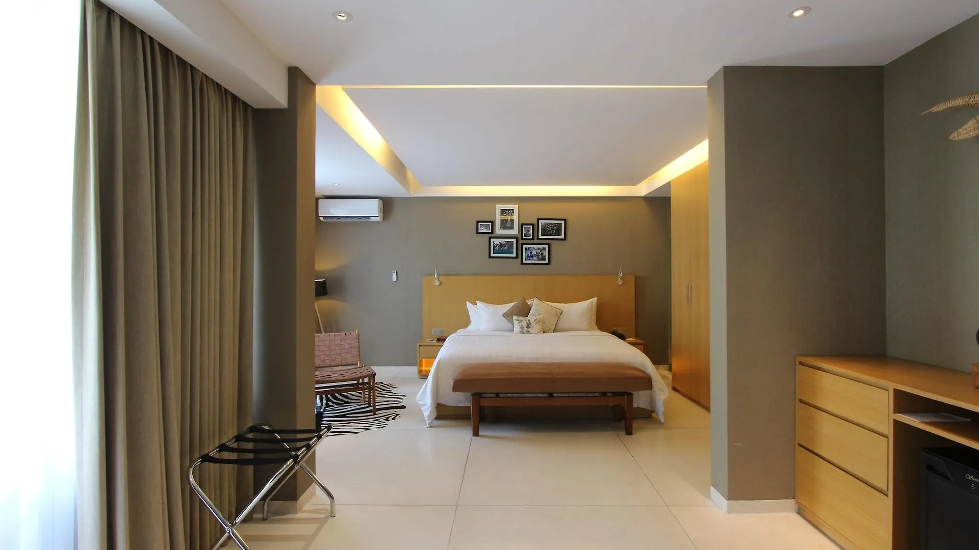 Ossotel Legian 4*, Legian (Bali) Indonesia